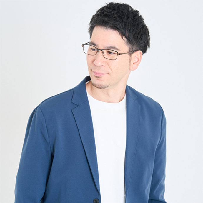 フロント上部の立体感がアクセント/LD-100-4 BK/BR